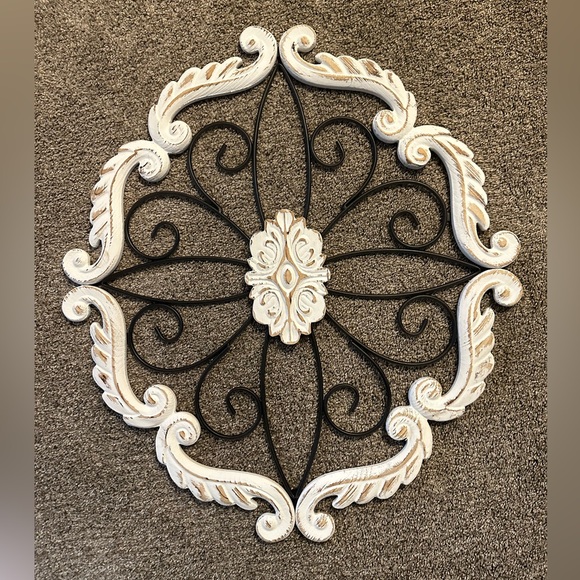 Other - Elegant Black and White Wall Decor